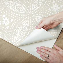 Load image into Gallery viewer, Overlapping Medallions Peel + Stick Wallpaper