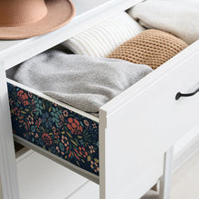 Load image into Gallery viewer, Medallion Floral Peel + Stick Wallpaper