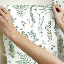 Load image into Gallery viewer, Lisa Audit Fern Study Peel + Stick Wallpaper
